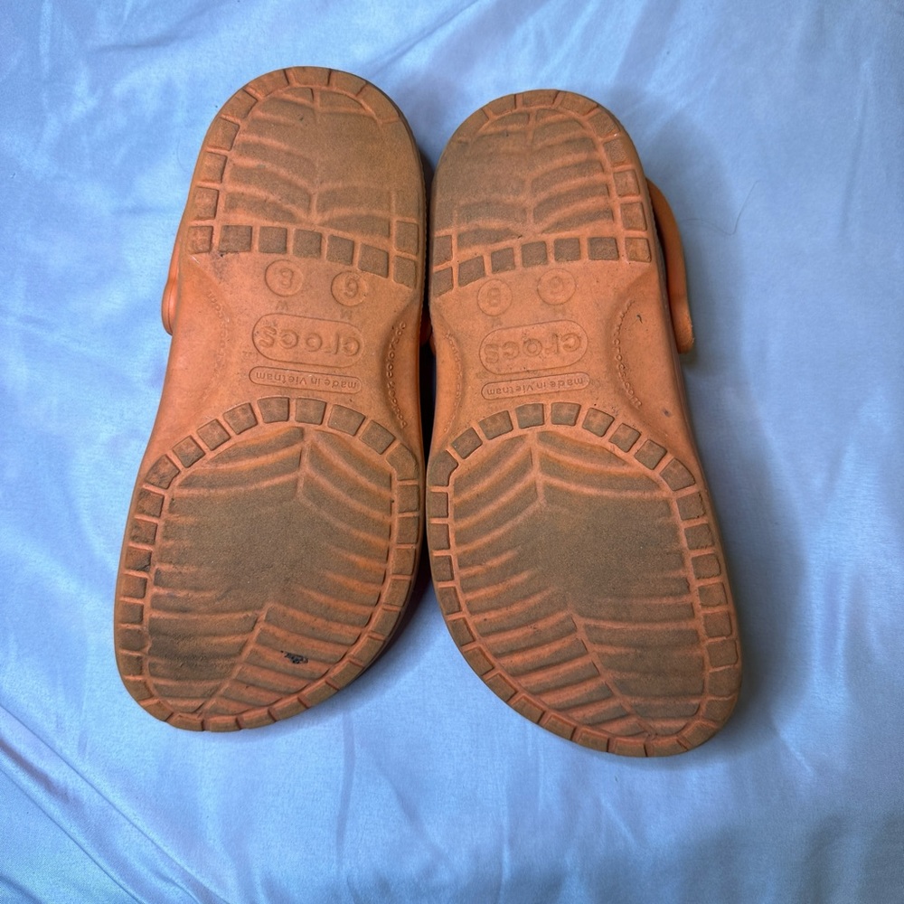 Crocs - Picture 2 of 2